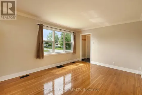 1604 Bruce Avenue Windsor ON N8X 1Y2