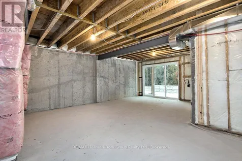 23 Waterview Lane Blue Mountains ON N0H 2P0