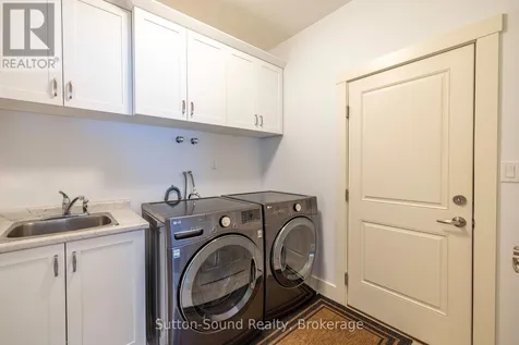 315 6th Avenue West Owen Sound ON N4K 6K7