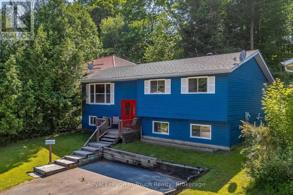 817 Birchwood Drive Midland ON L4R 4Y3