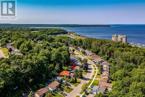 817 Birchwood Drive Midland ON L4R 4Y3