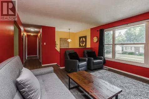 817 Birchwood Drive Midland ON L4R 4Y3