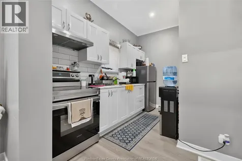 761 Assumption Street Windsor ON N9A 3B7