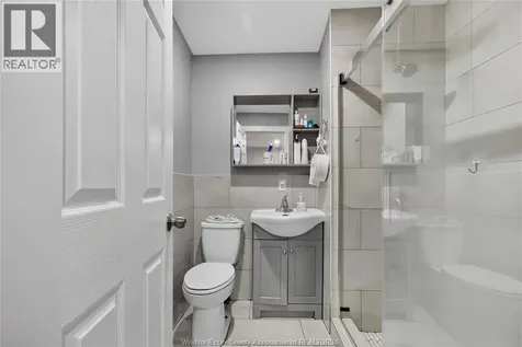 761 Assumption Street Windsor ON N9A 3B7