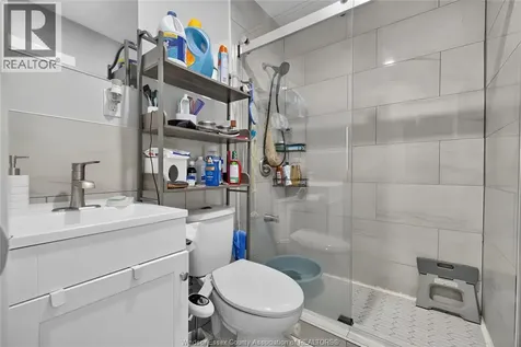 761 Assumption Street Windsor ON N9A 3B7