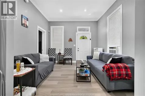 761 Assumption Street Windsor ON N9A 3B7