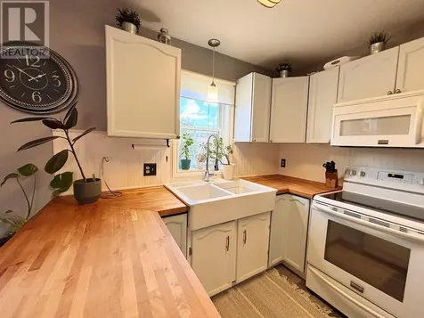14 Wendego Street Manitouwadge ON P0T 2C0
