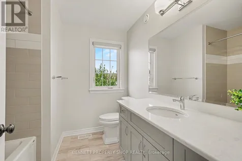 599 Rockrose Way Ottawa ON K1T 3T8