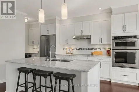 599 Rockrose Way Ottawa ON K1T 3T8
