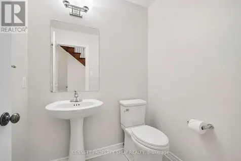 599 Rockrose Way Ottawa ON K1T 3T8