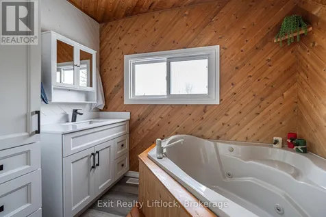 1301 County Road 28 Otonabee-south Monaghan ON K0L 1V0