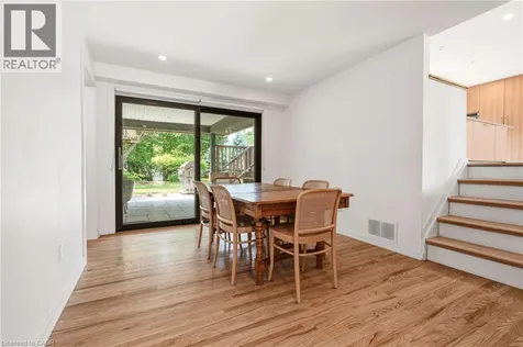 332 Newbold Court Burlington ON L7R 2Y6