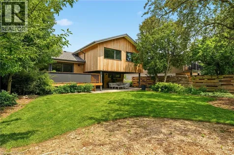 332 Newbold Court Burlington ON L7R 2Y6