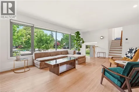 332 Newbold Court Burlington ON L7R 2Y6