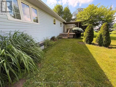 30 Ann Street St. Marys ON N4X 1C8