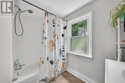 157 Grange Street Guelph (st. George's) ON N1E 2V7
