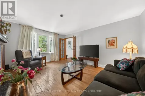 157 Grange Street Guelph (st. George's) ON N1E 2V7