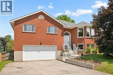 11 Bonniewood Drive Mapleton ON N0G 1P0