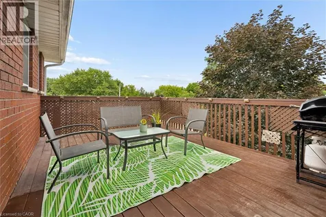11 Bonniewood Drive Mapleton ON N0G 1P0