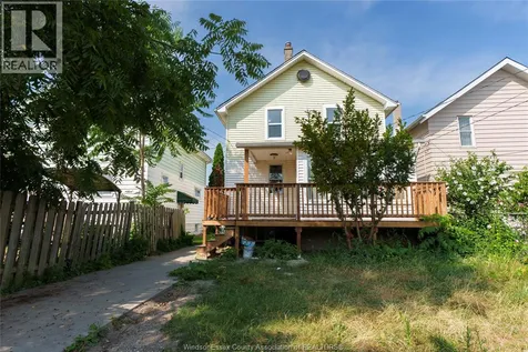 950 Elsmere Windsor ON N9A 2A9