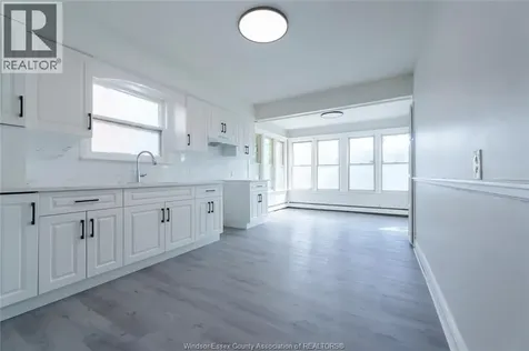 950 Elsmere Windsor ON N9A 2A9