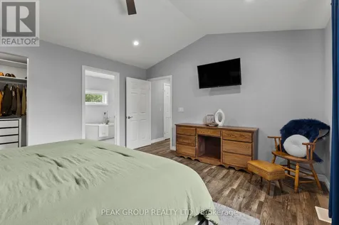 19 Bosnich Avenue Welland (broadway) ON L3C 2W6