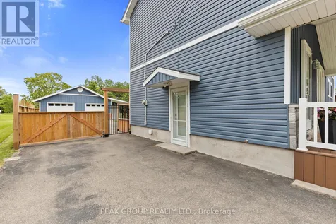 19 Bosnich Avenue Welland (broadway) ON L3C 2W6