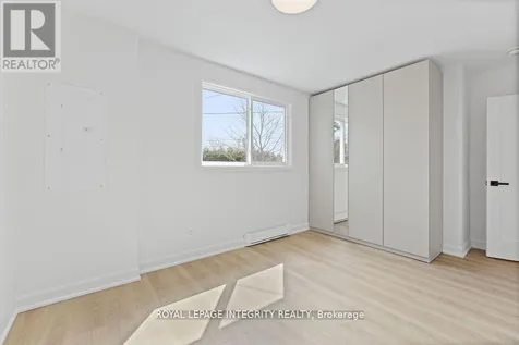 96 Fieldrow Street Ottawa ON K2G 2Y9