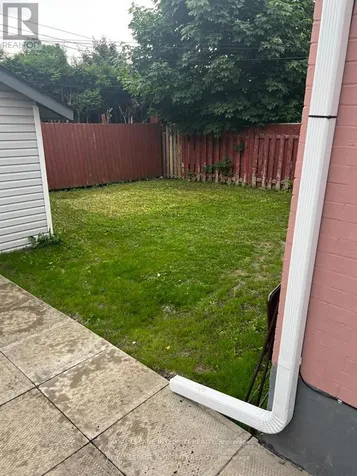96 Fieldrow Street Ottawa ON K2G 2Y9