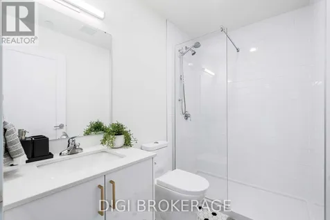 2070 Scott Street Ottawa ON K1Z 0C8