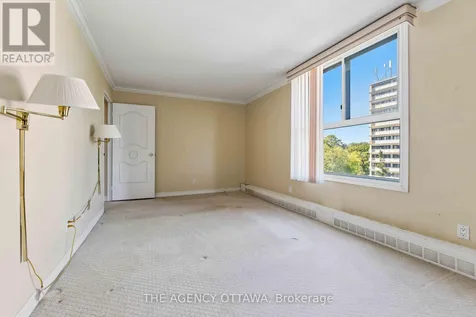 1785 Frobisher Lane Ottawa ON K1G 3T7