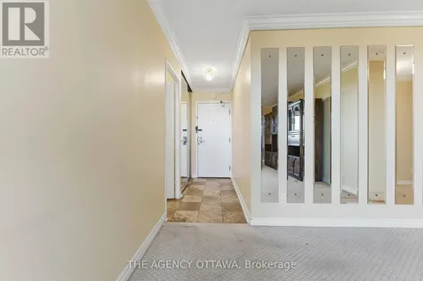 1785 Frobisher Lane Ottawa ON K1G 3T7