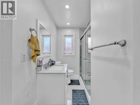 3551 Dominion Boulevard Windsor ON N9E 2P1