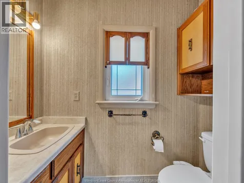 3551 Dominion Boulevard Windsor ON N9E 2P1