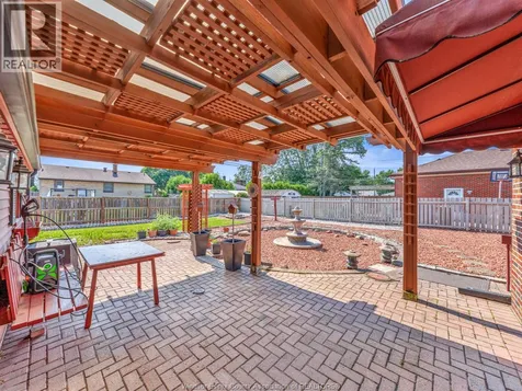 3551 Dominion Boulevard Windsor ON N9E 2P1