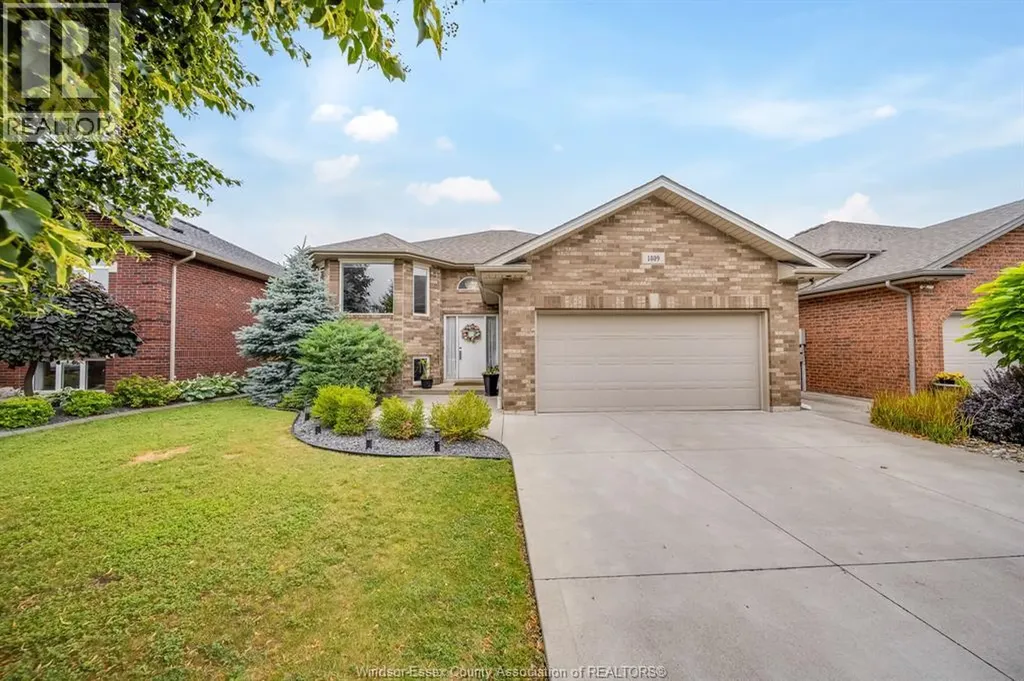 1409 Katella Avenue Windsor ON N8P 1R4