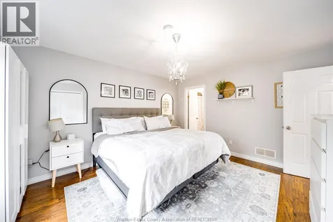 1409 Katella Avenue Windsor ON N8P 1R4