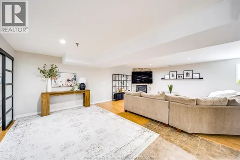 1409 Katella Avenue Windsor ON N8P 1R4