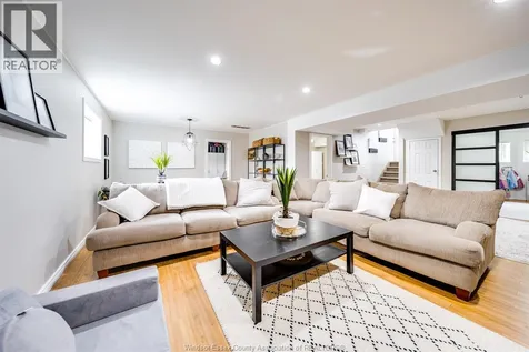 1409 Katella Avenue Windsor ON N8P 1R4
