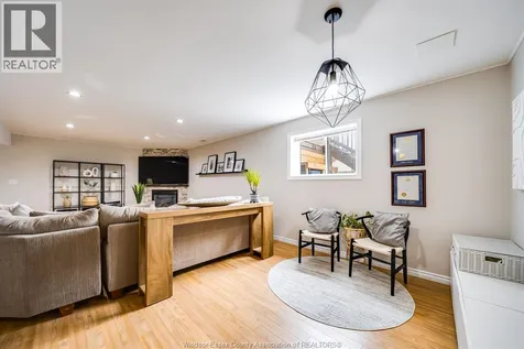1409 Katella Avenue Windsor ON N8P 1R4