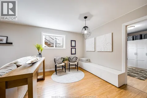 1409 Katella Avenue Windsor ON N8P 1R4