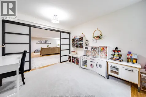 1409 Katella Avenue Windsor ON N8P 1R4