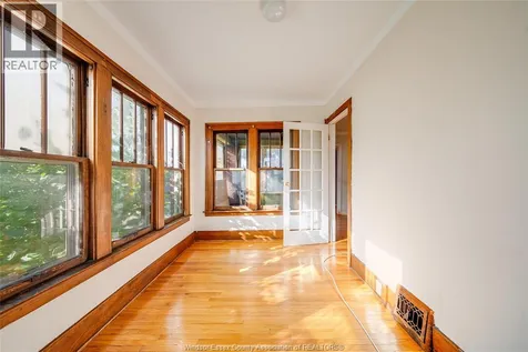 106-108 Shepherd Street East Windsor ON N8X 2K3