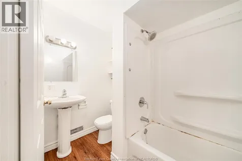 106-108 Shepherd Street East Windsor ON N8X 2K3