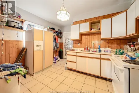 106-108 Shepherd Street East Windsor ON N8X 2K3