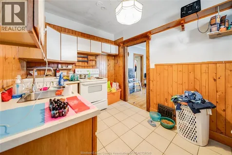 106-108 Shepherd Street East Windsor ON N8X 2K3