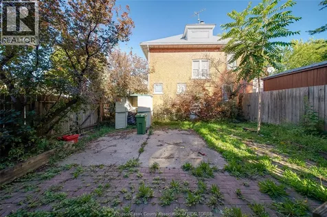 106-108 Shepherd Street East Windsor ON N8X 2K3
