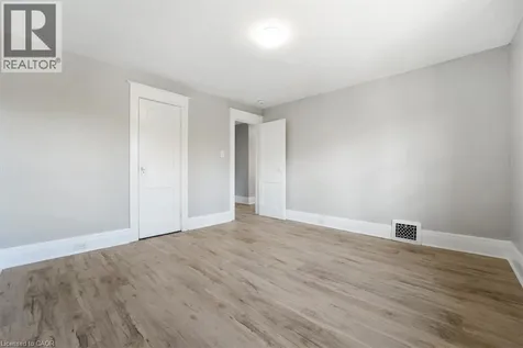 3 Carleton Street South Thorold ON L2V 1Z5