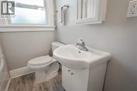 3 Carleton Street South Thorold ON L2V 1Z5