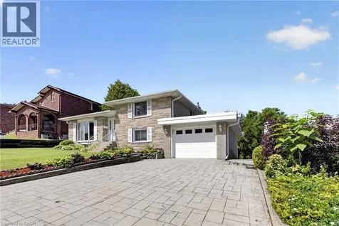 252 Christopher Drive Cambridge ON N1R 4S4